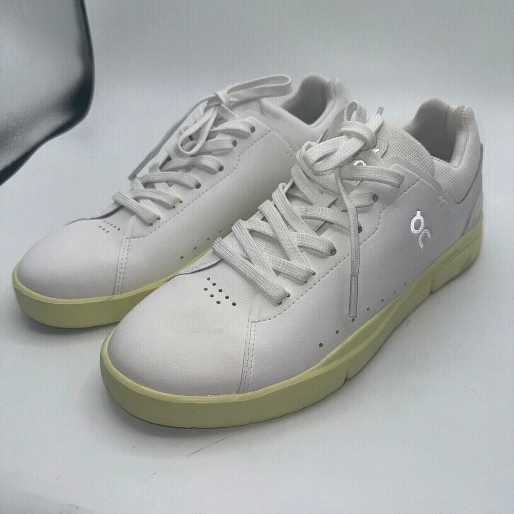On Cloud THE ROGER Advantage Men 7.5 Sneakers White Hay Yellow Walking Shoes EUC